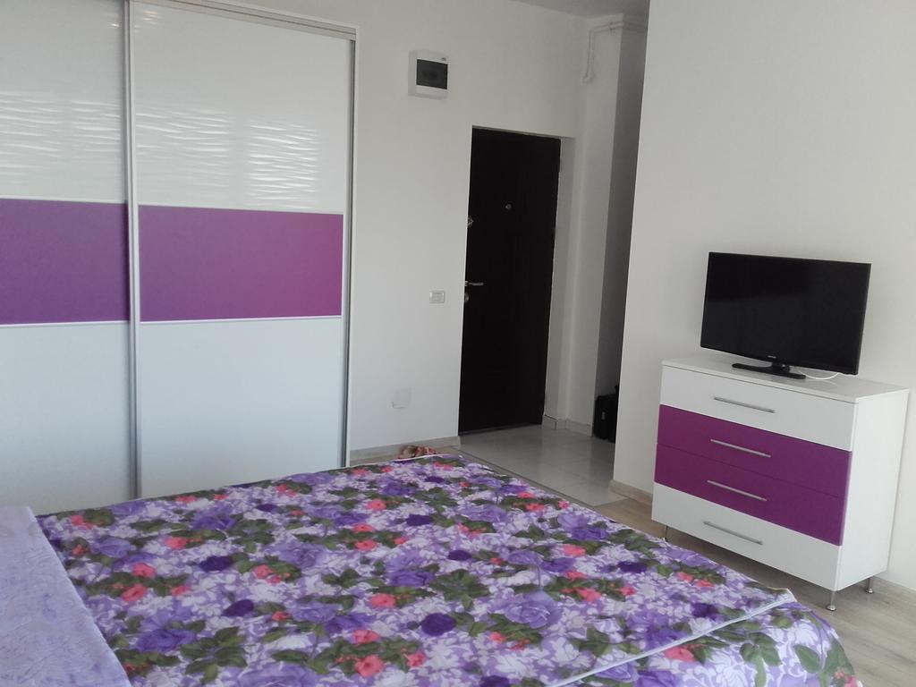 Sunset Violet Apartment Mamaia